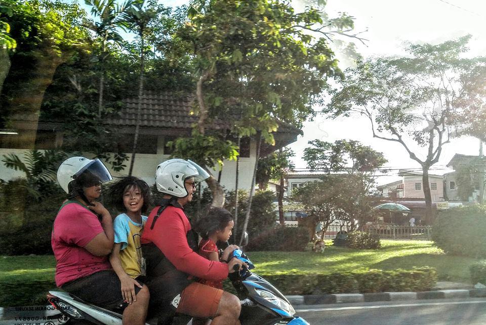 A whole family on a motorbike in Chiang Mai