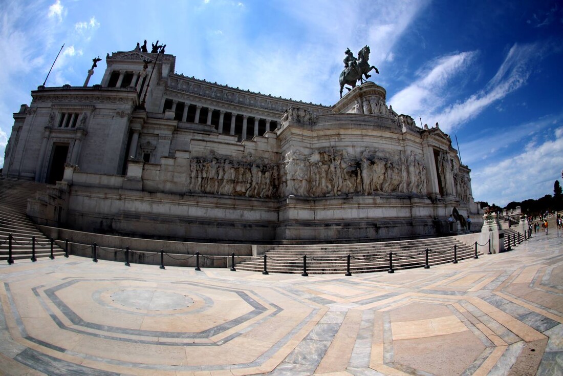 Statue in Rome