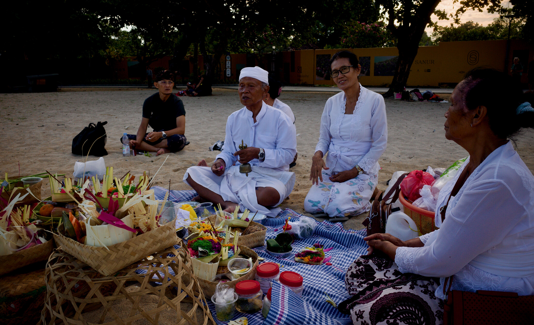 The same balinese ceremony