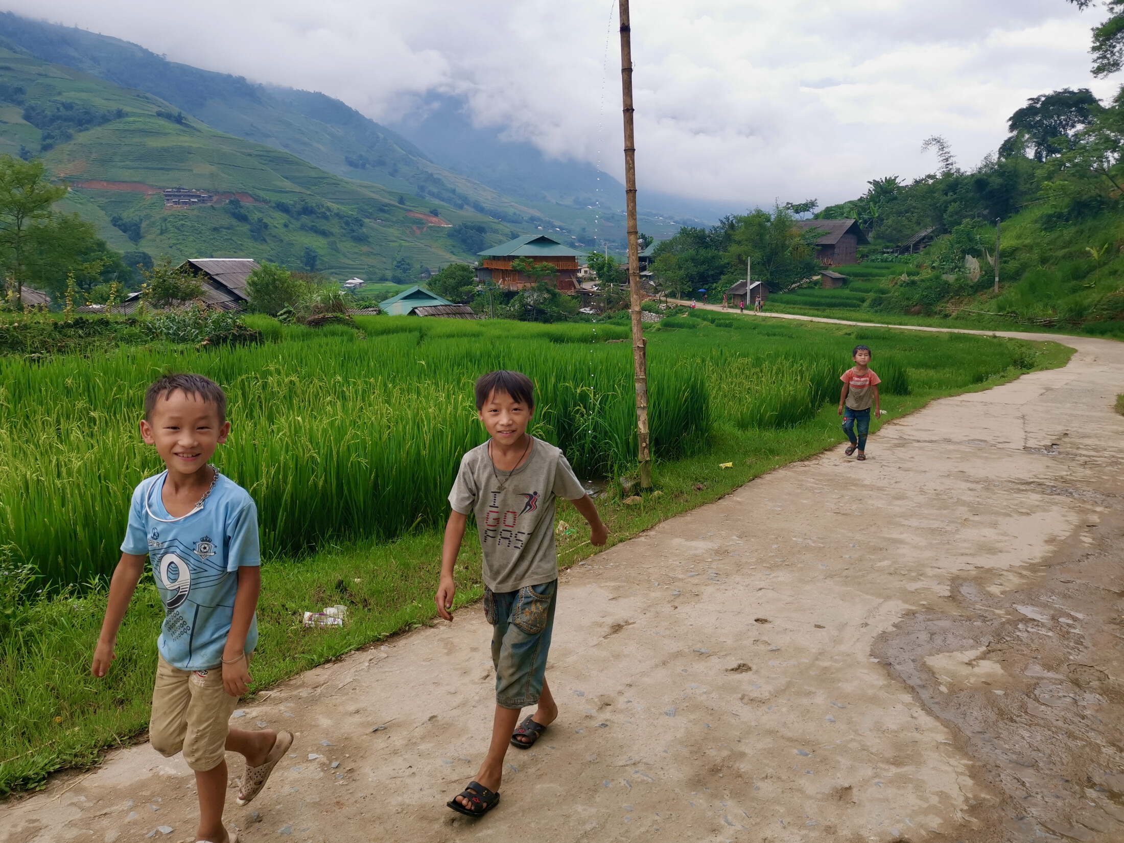 Kids from Lao Chai