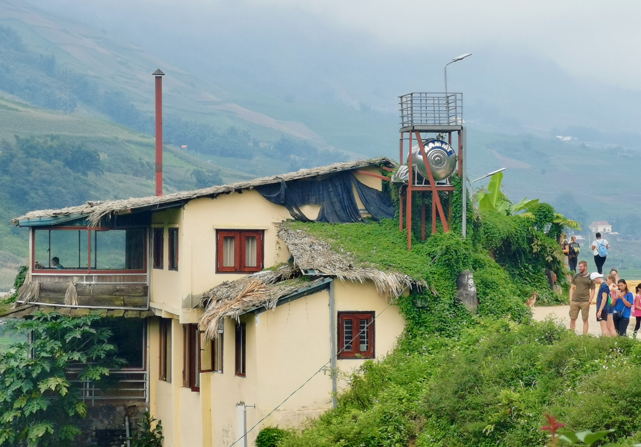 Side view of Amica House in Lao Chai